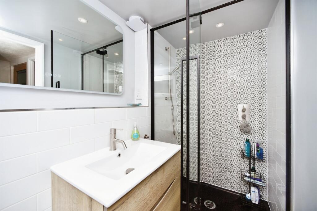 Additional property image - Sutherland Road, Brighton