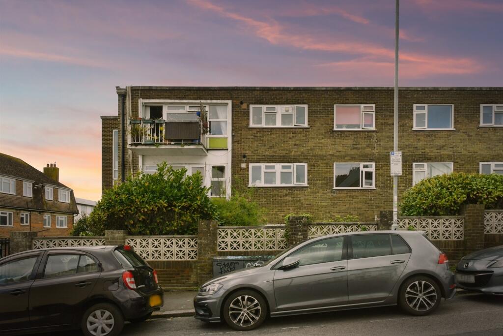 Main image of property: Bristol Gardens, Brighton