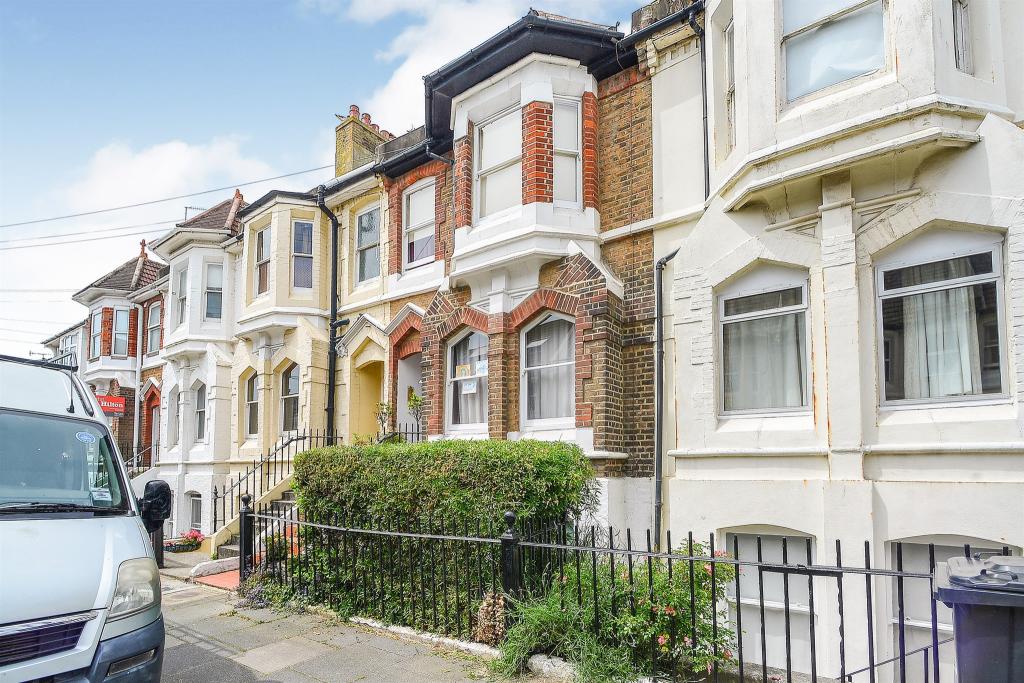3 bedroom terraced house for sale in Rugby Place, Brighton, BN2