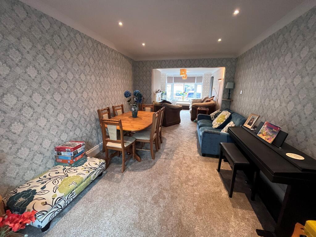3 bedroom semidetached house for sale in Rookery Lane, Lincoln, LN6