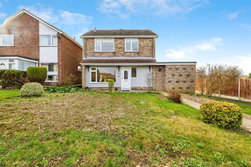 3 bedroom detached house for sale in Willowfield Avenue, Nettleham