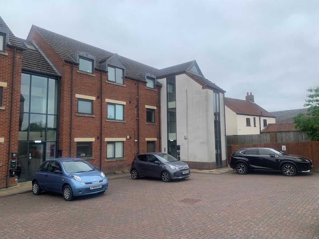 Main image of property: Lincoln Road, North Hykeham, Lincoln