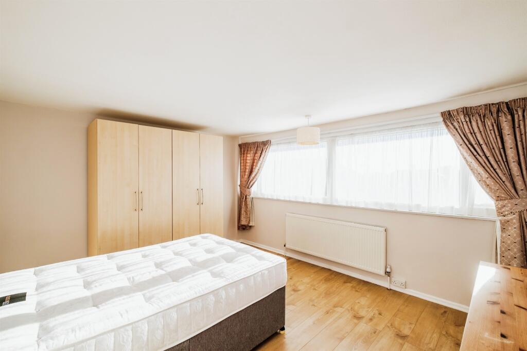 Additional property image - Mulberry Close, Lancing