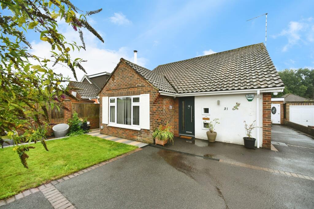 Main image of property: St. Lukes Close, Lancing