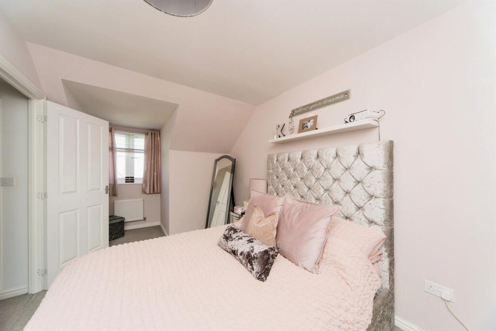 Additional property image - Wood Sage Way, Stone Cross, Pevensey