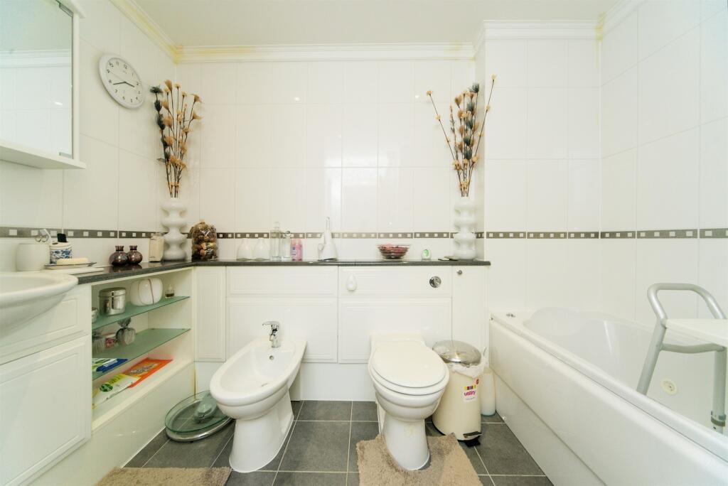 Additional property image - Hamilton Quay, Eastbourne
