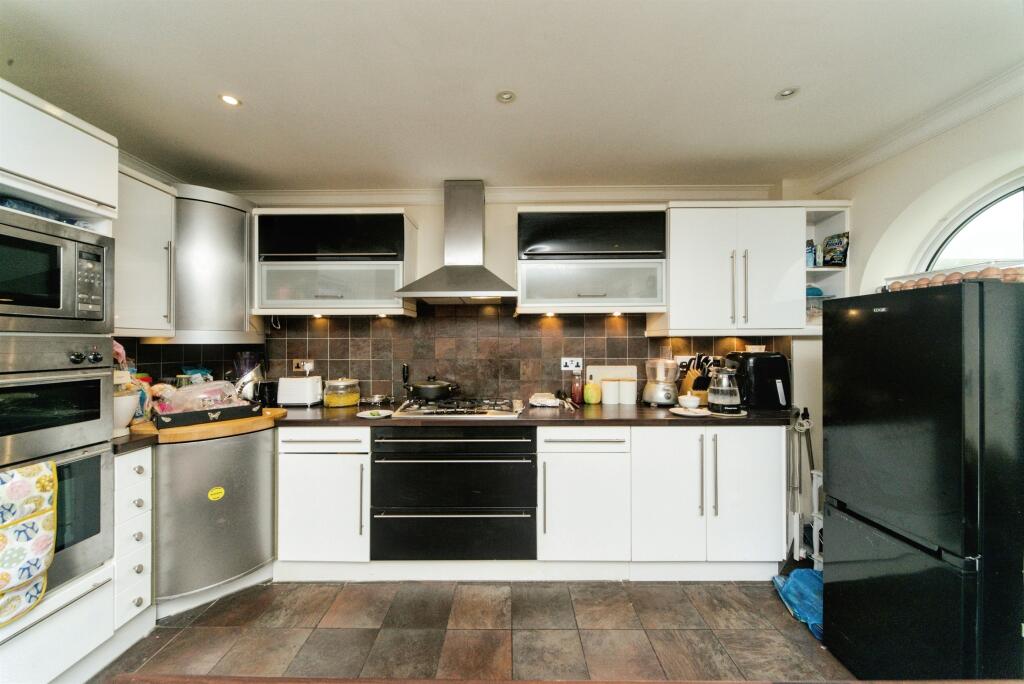 Additional property image - Hamilton Quay, Eastbourne