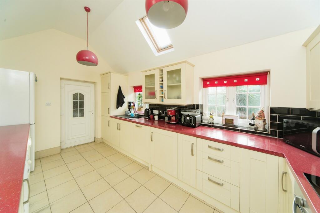 Additional property image - Dittons Road, Stone Cross, Pevensey