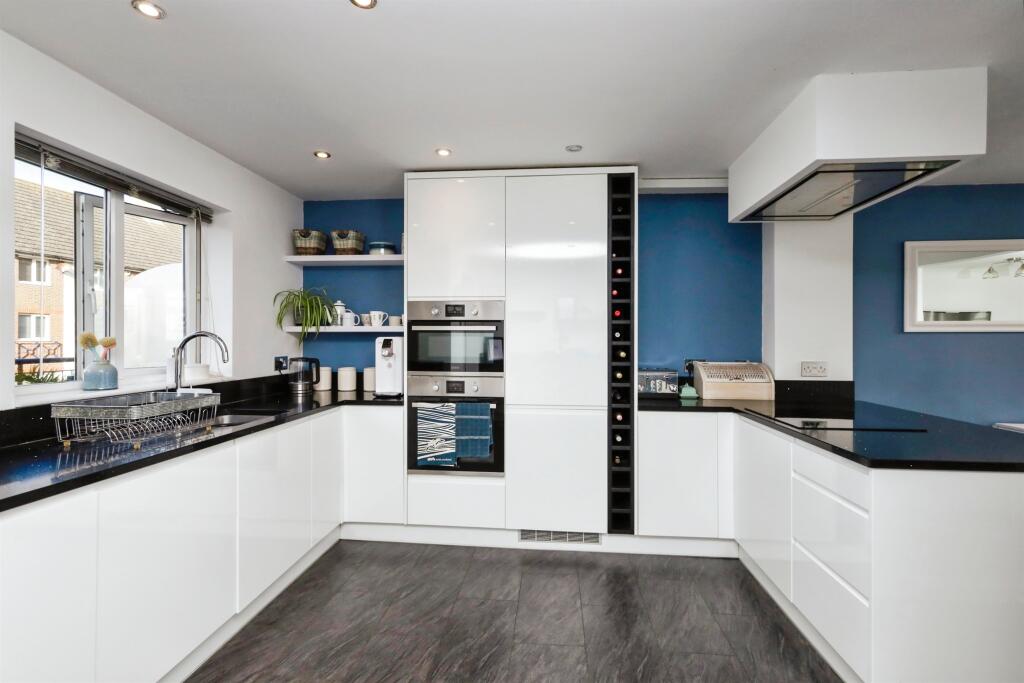 Additional property image - Bermuda Place, Eastbourne