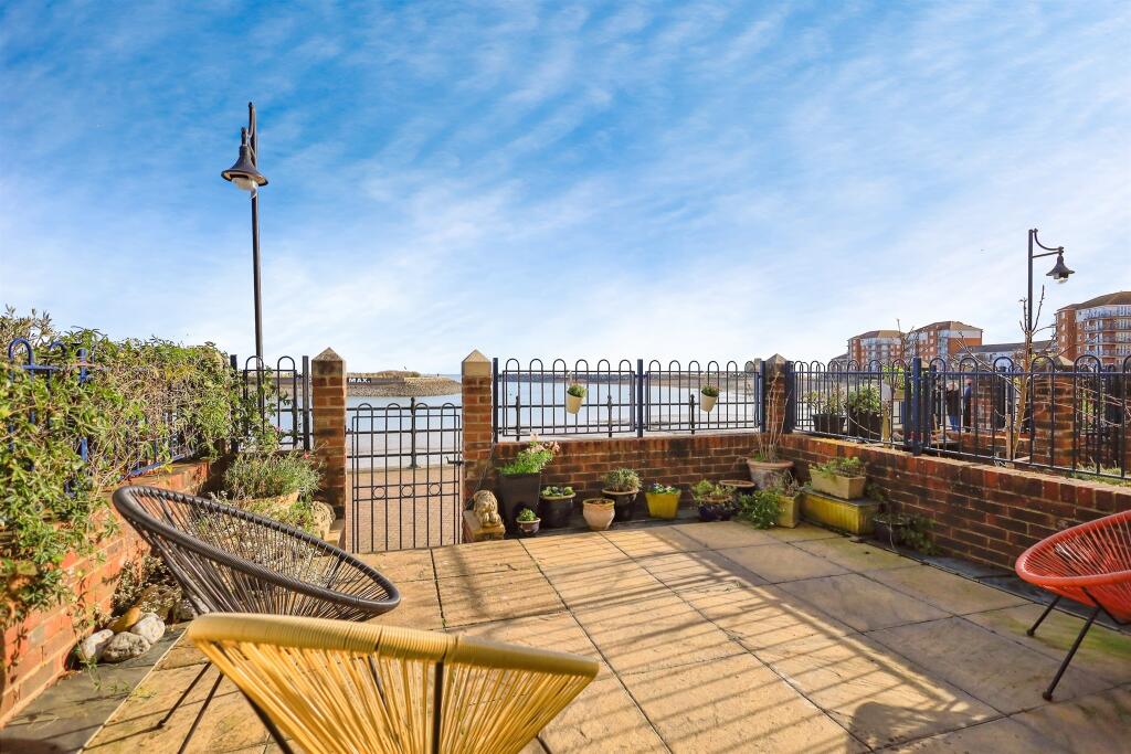 Additional property image - Bermuda Place, Eastbourne