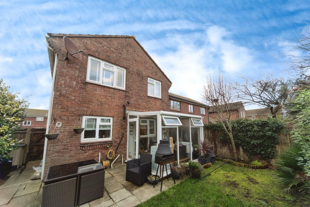 Additional property image - Gardner Close, Eastbourne