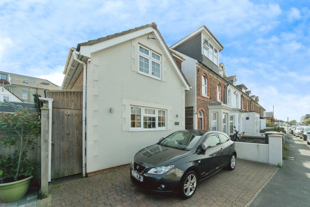 Main image of property: Richmond Road, Pevensey Bay, Pevensey