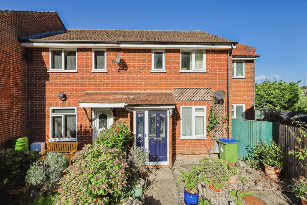 4 bedroom end of terrace house for sale in The Spinneys, Lewes, BN7
