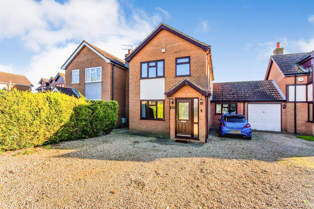 3 bedroom link detached house for sale in Lowgate, Lutton, SPALDING, PE12