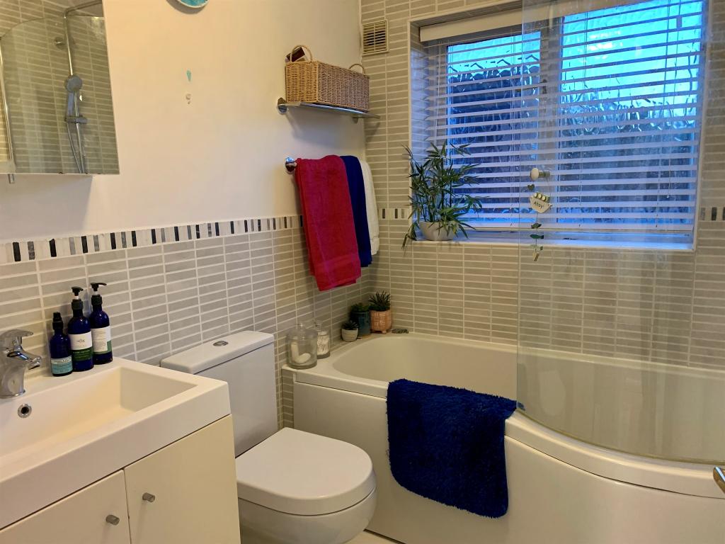 3 bedroom town house for sale in Heron Close, Mountsorrel, Loughborough