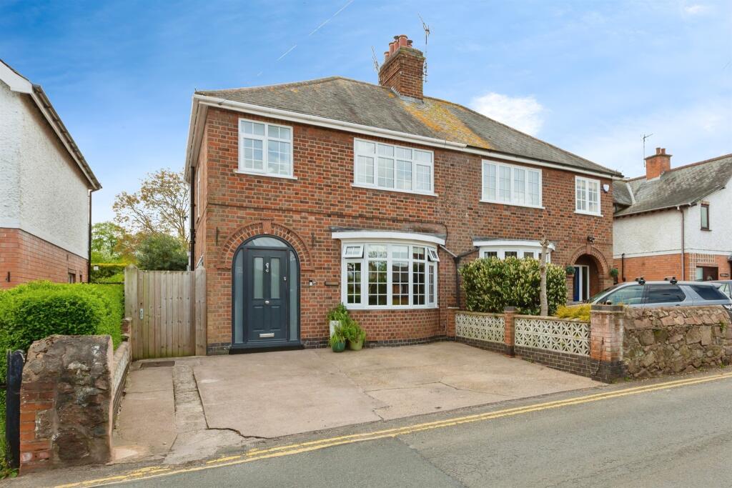 3 bedroom semidetached house for sale in Stoop Lane, Quorn