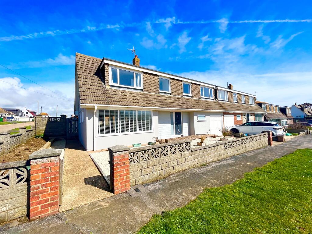 3 bedroom semidetached house for sale in Neville Road, Peacehaven, BN10