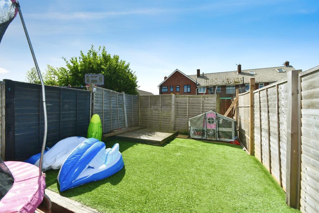 Additional property image - Roundhouse Crescent, Peacehaven