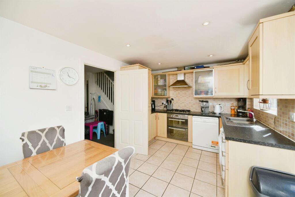 Additional property image - Roundhouse Crescent, Peacehaven