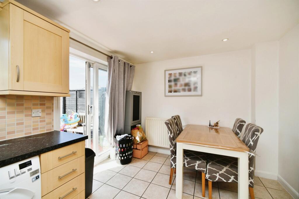 Additional property image - Roundhouse Crescent, Peacehaven