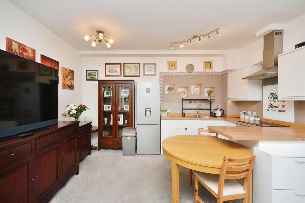 Additional property image - South Coast Road, Peacehaven