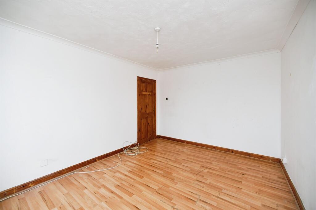 Additional property image - Hoddern Avenue, Peacehaven