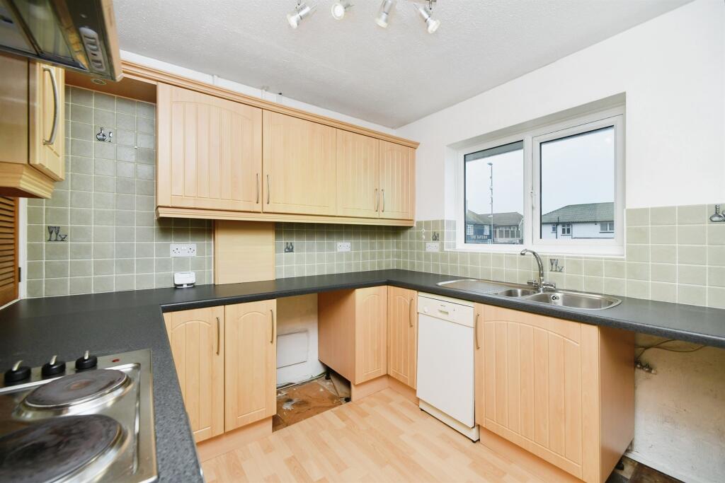 Additional property image - Seacliffe, Telscombe Cliffs, Peacehaven