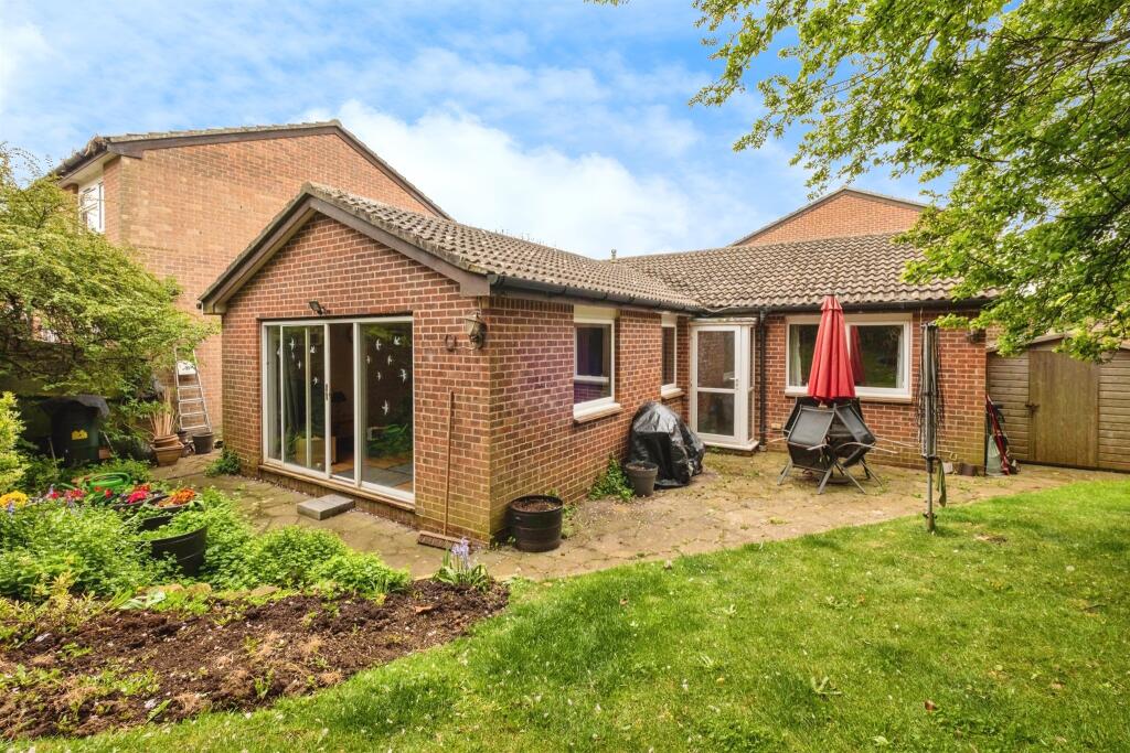 Main image of property: Foxhill, Peacehaven