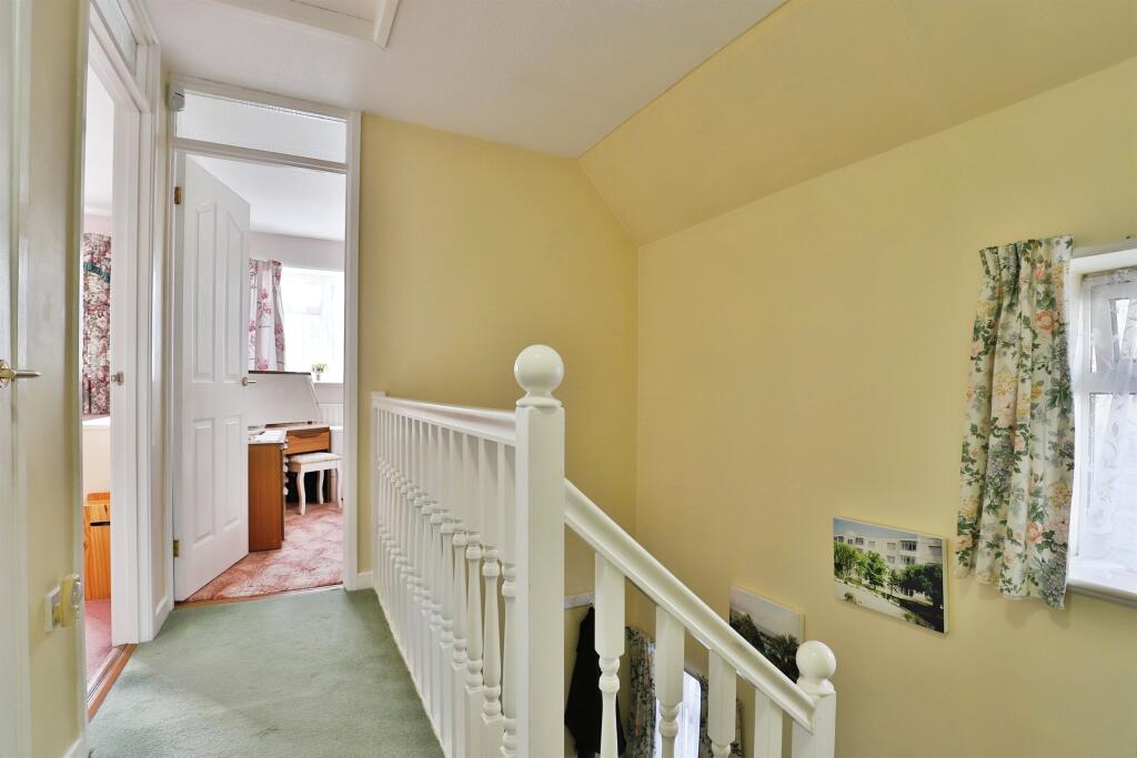 Additional property image - Greenhayes, Broadstone