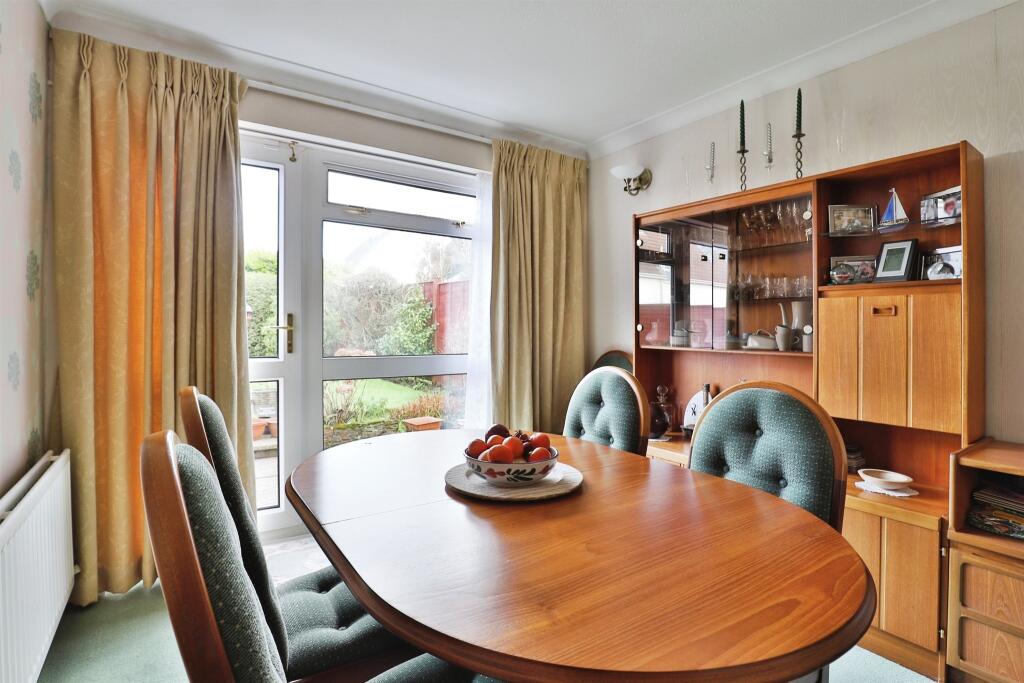 Additional property image - Greenhayes, Broadstone