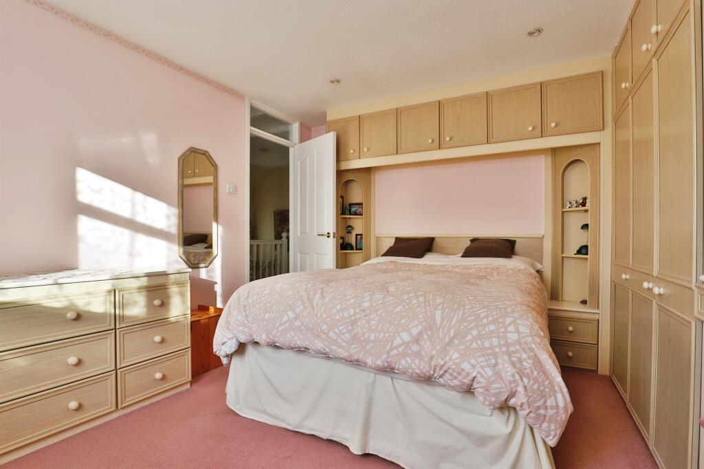 Additional property image - Greenhayes, Broadstone