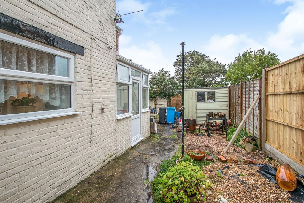 2 bedroom semidetached house for sale in Lucas Road, Poole, BH12
