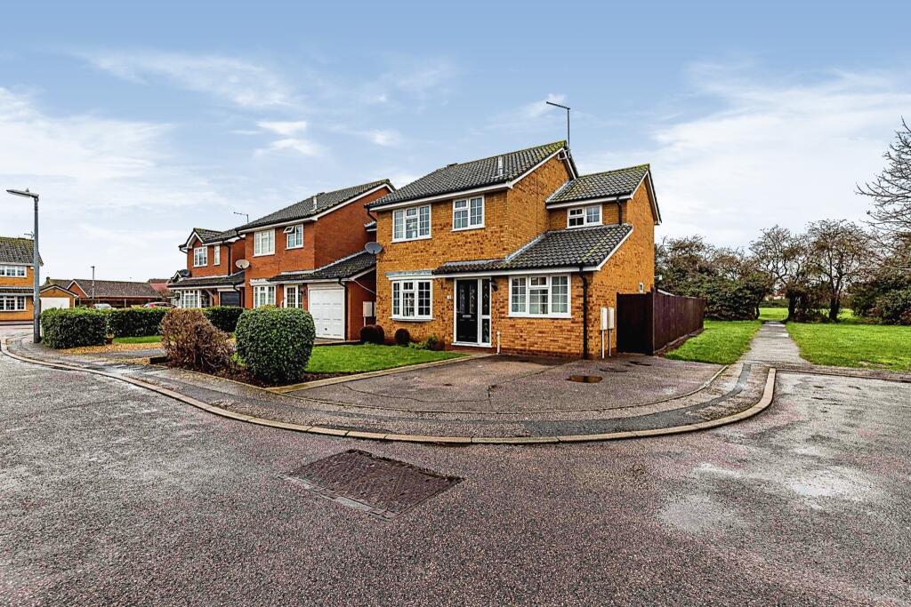 3 bedroom detached house for sale in Ireton Way, March, PE15