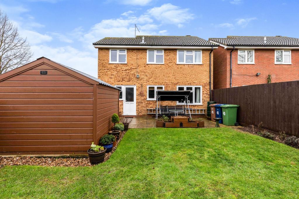 3 bedroom detached house for sale in Ireton Way, March, PE15