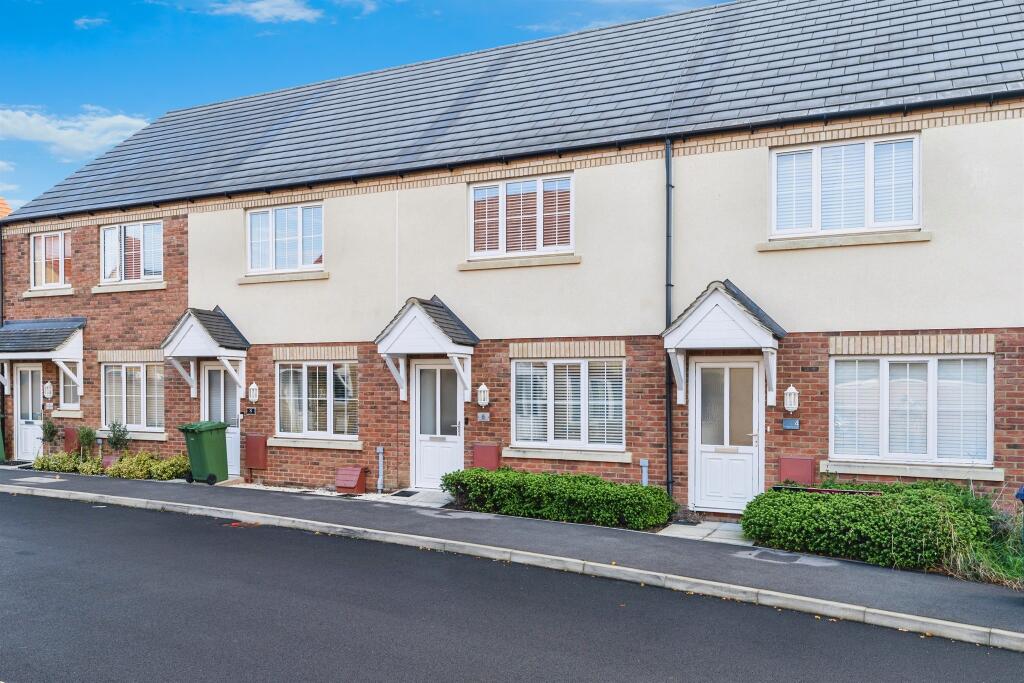 Main image of property: Daisy Avenue, March