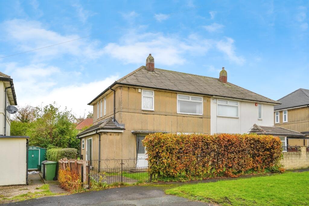Main image of property: Fir Tree Gardens, Leeds