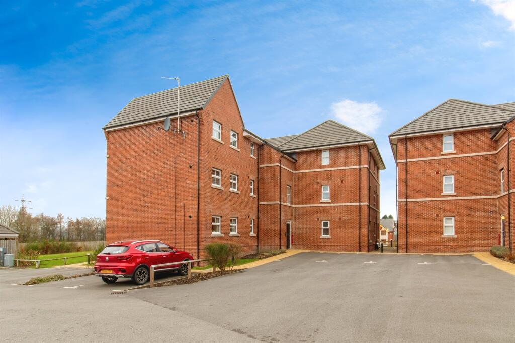 Additional property image - Emmet Court, Birkenshaw, Bradford