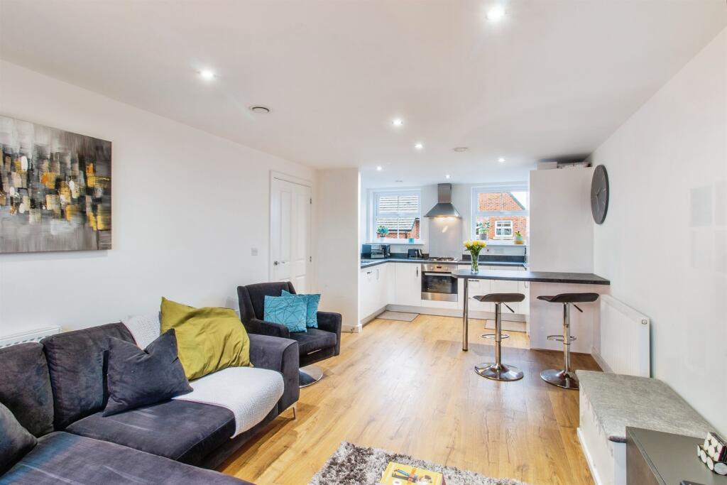Additional property image - Emmet Court, Birkenshaw, Bradford