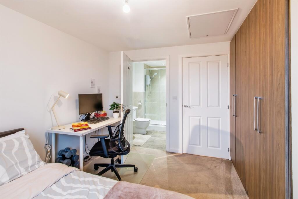 Additional property image - Emmet Court, Birkenshaw, Bradford