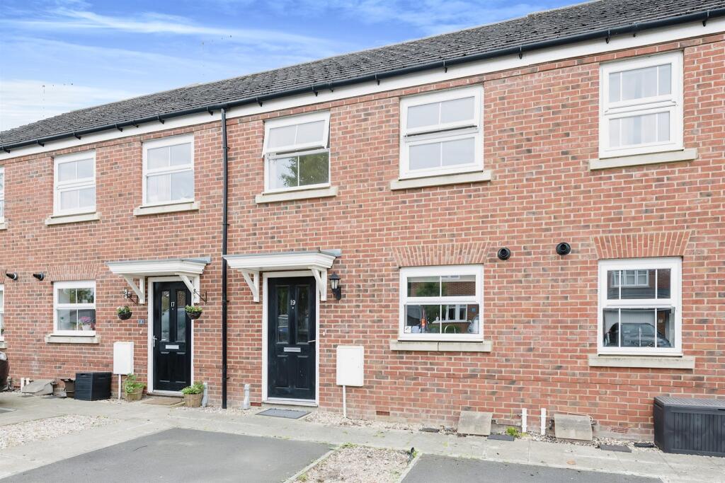 2 bedroom terraced house for sale in Manning Way, Long Buckby