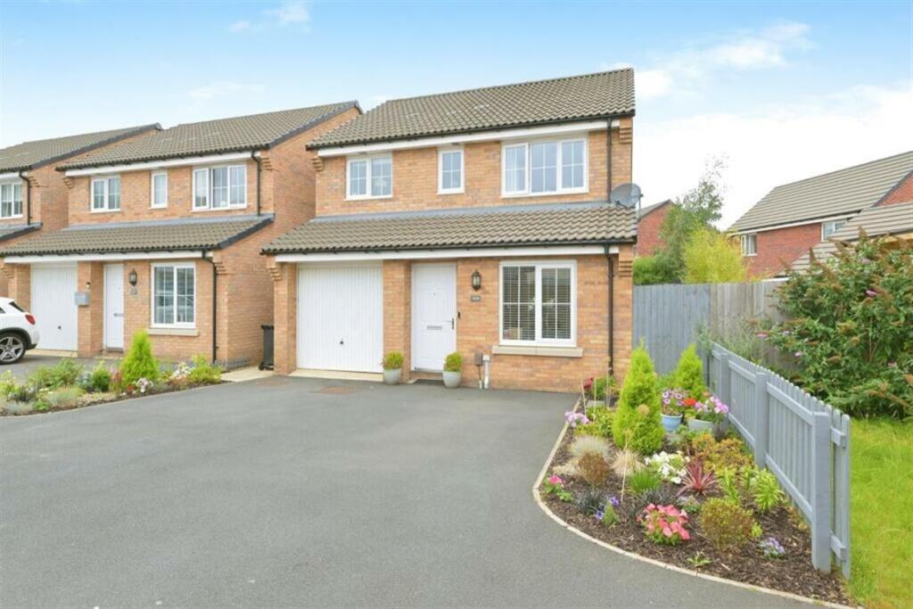 Main image of property: Damselfly Road, Northampton