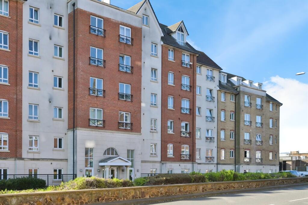 Main image of property: Broad Street, Northampton