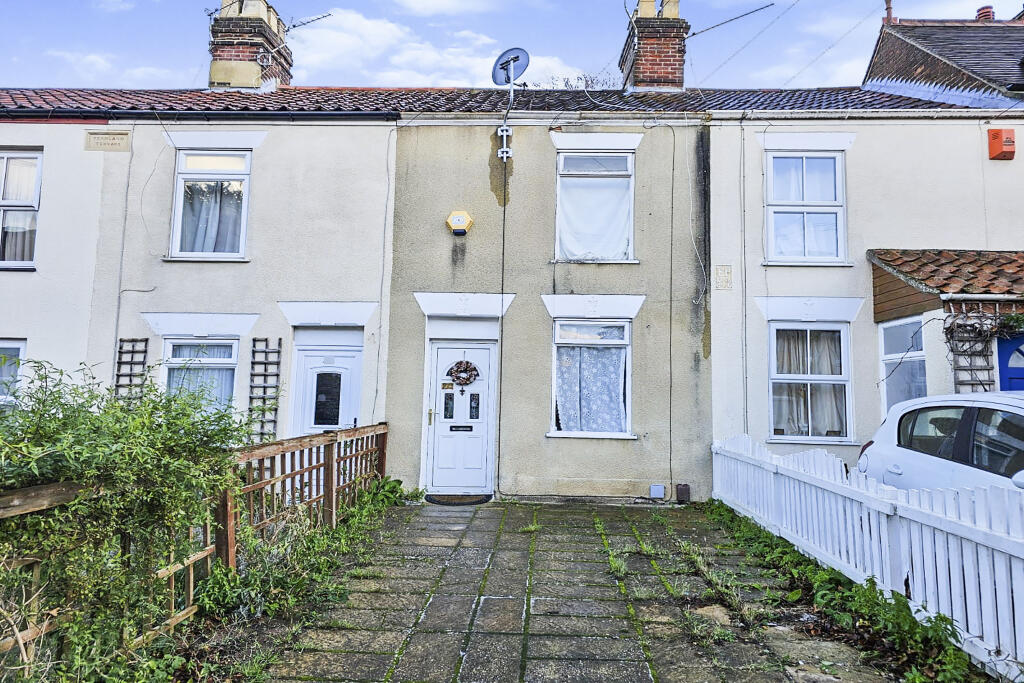 3 bedroom terraced house for sale in Quebec Road, Norwich, NR1