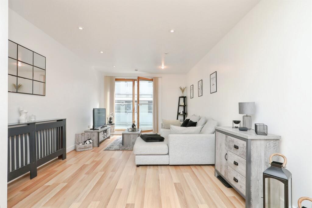 Main image of property: Maidstone Road, Norwich