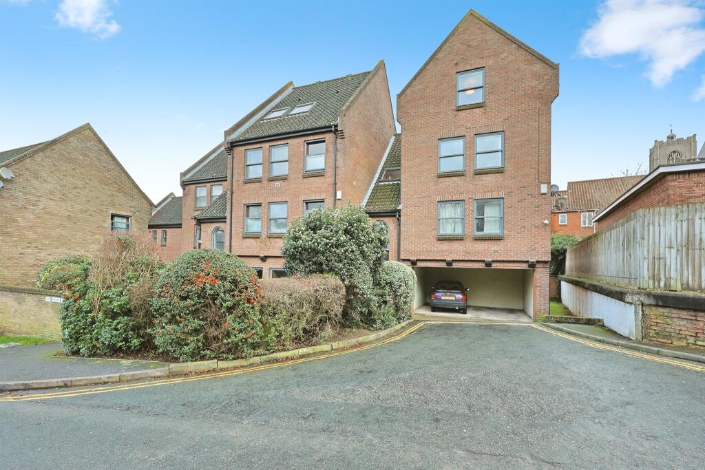 Main image of property: Wellington Lane, Norwich