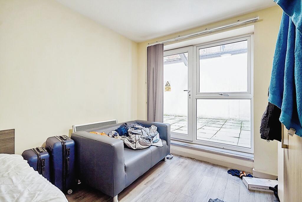 Studio flat for sale in Hounds Gate, Nottingham, NG1