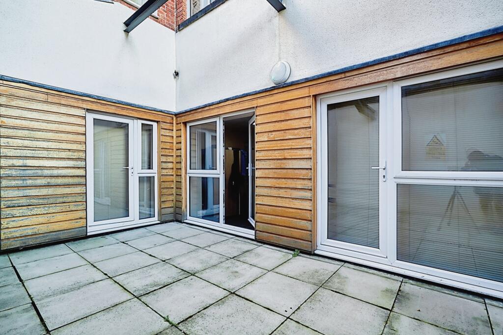 Studio flat for sale in Hounds Gate, Nottingham, NG1