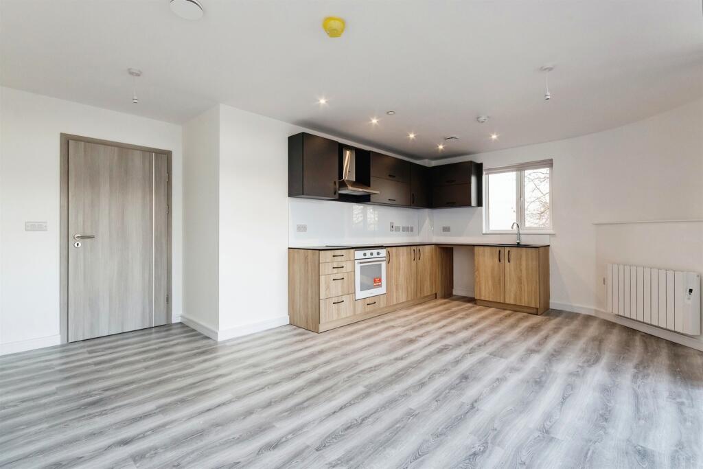 Main image of property: Woodborough Road, Nottingham