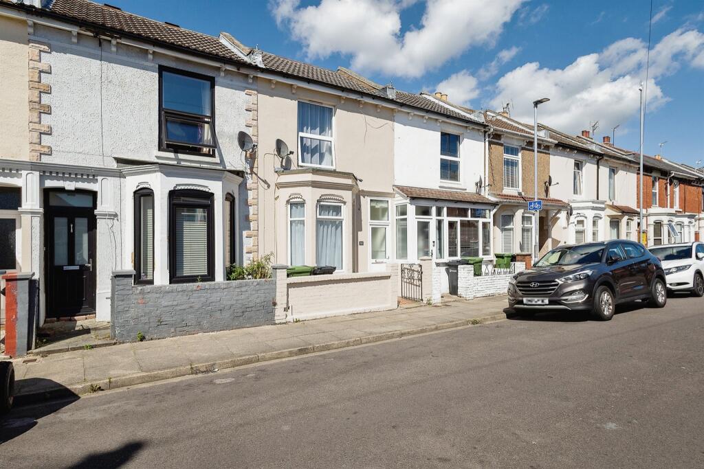 3 bedroom terraced house for sale in Portchester Road, Portsmouth, PO2
