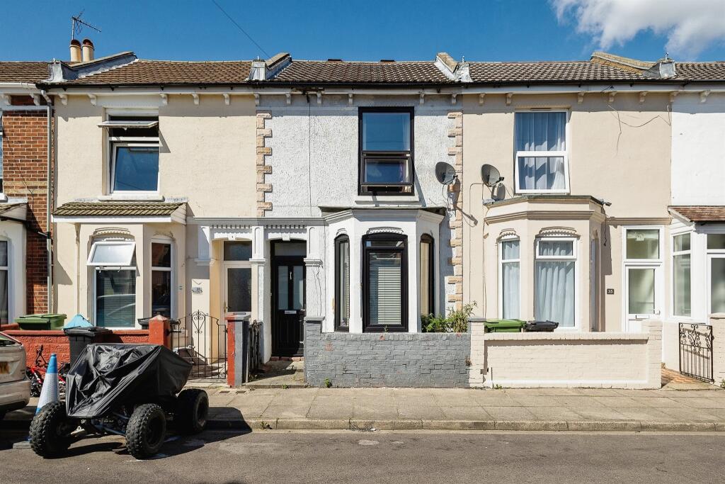 3 bedroom terraced house for sale in Portchester Road, Portsmouth, PO2